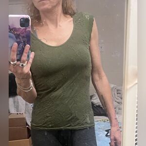 EUC Seamless Top w Lace Cap-Sleeves, forest green, XS/s